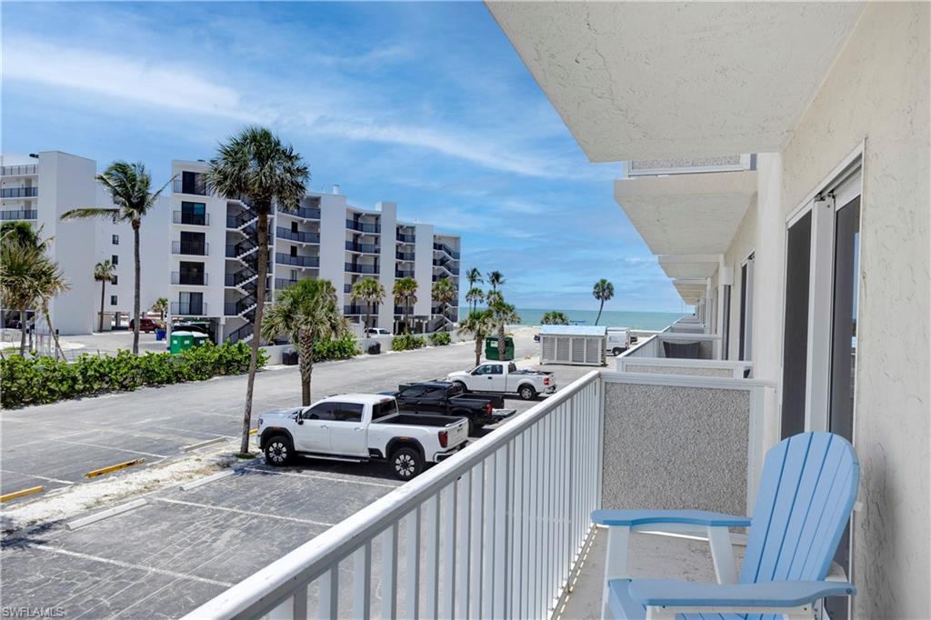 Gulf views from back open balcony