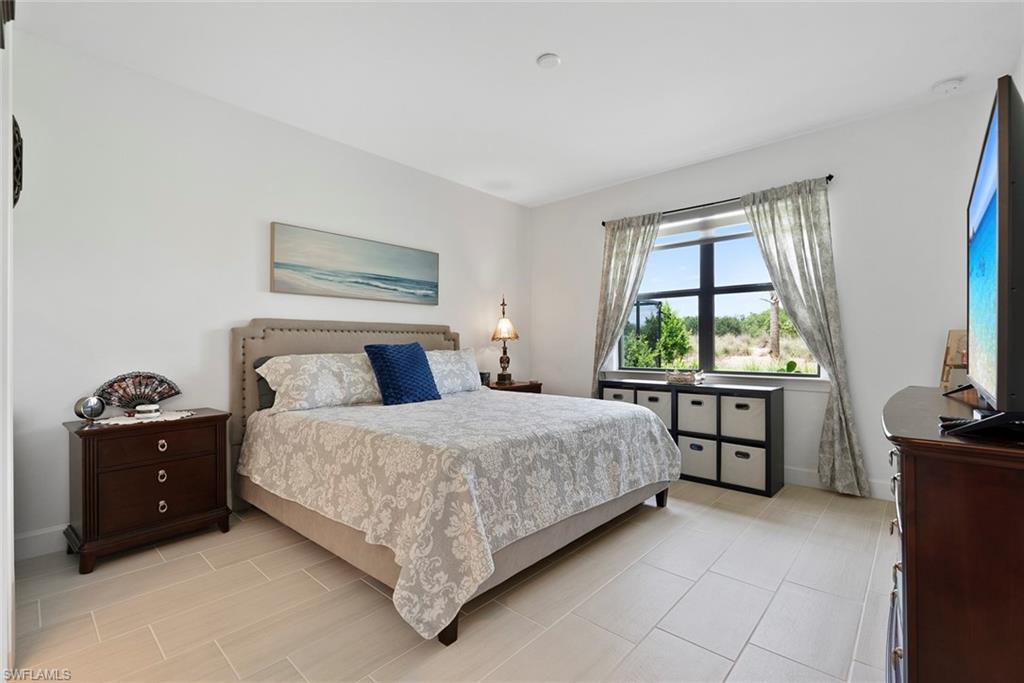 5596 Celebration DR photo 14