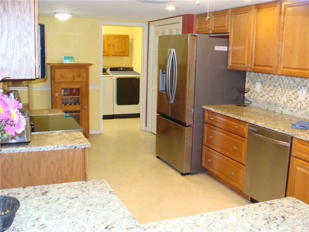 4802 Lakewood BLVD photo 7
