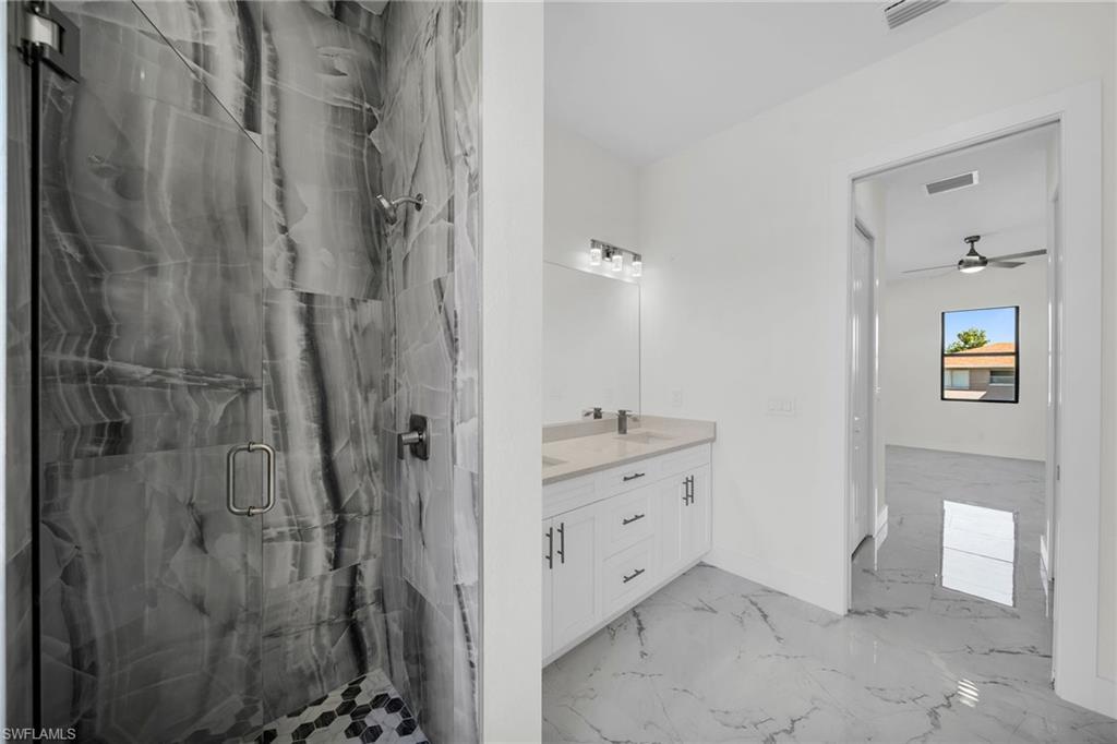 404 28th PL photo 15