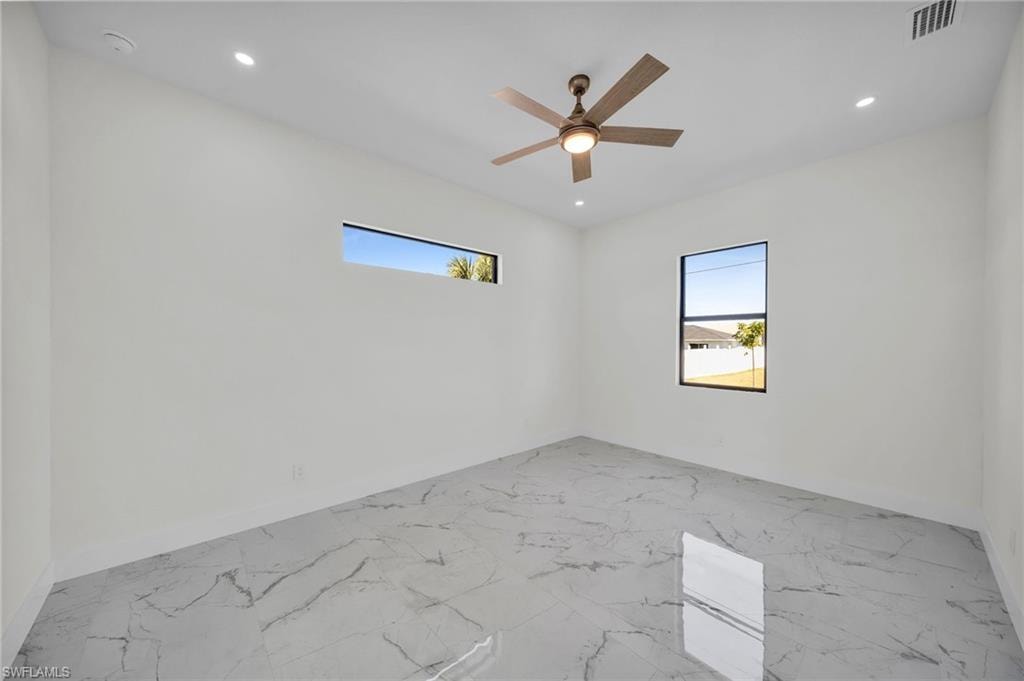 404 28th PL photo 11