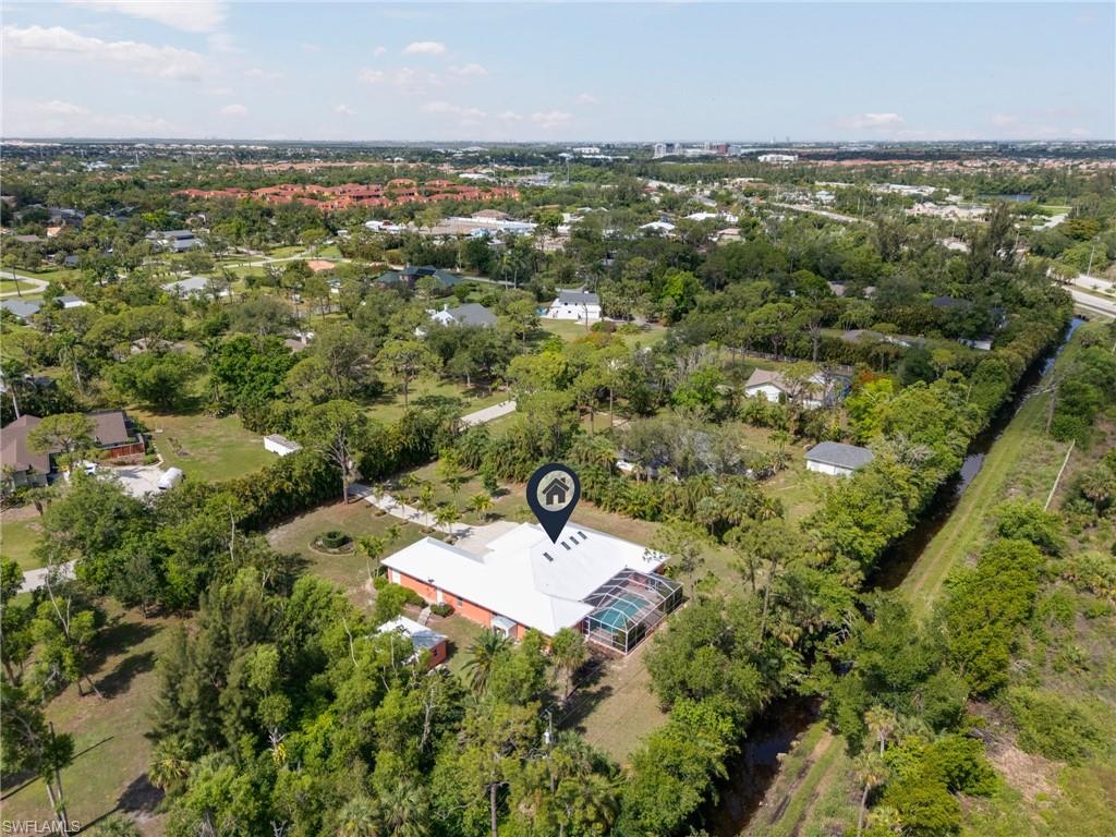 Aerial view of property and surrounding area