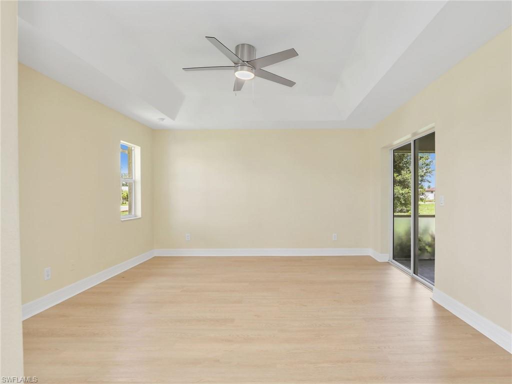 305 16th PL photo 13