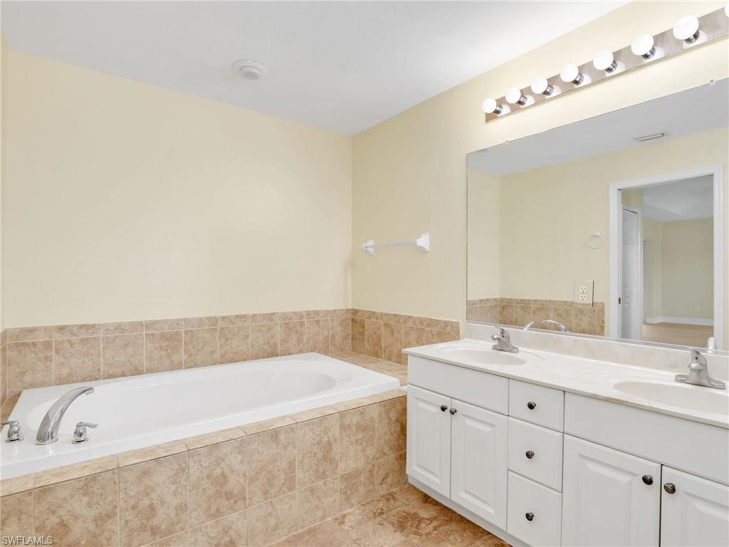 305 16th PL photo 16