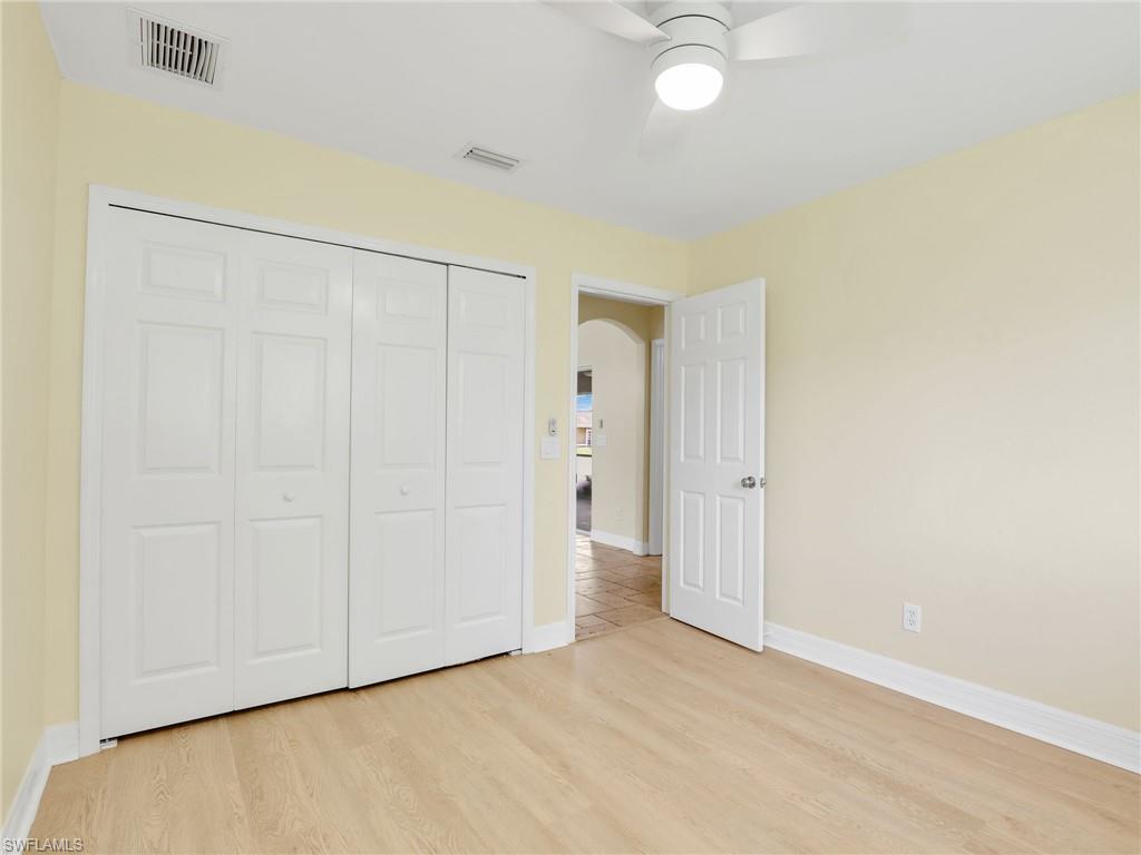 305 16th PL photo 24
