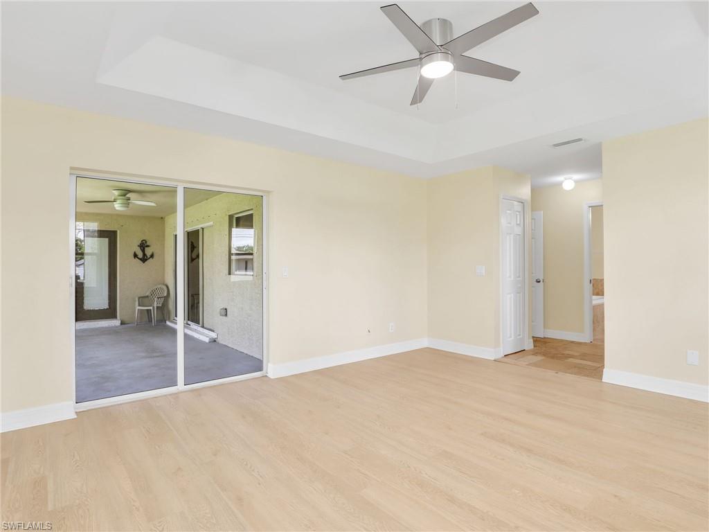 305 16th PL photo 14