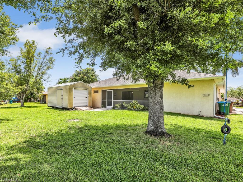 305 16th PL photo 29