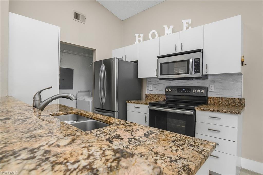 2214 Arbour Walk CIR 2022