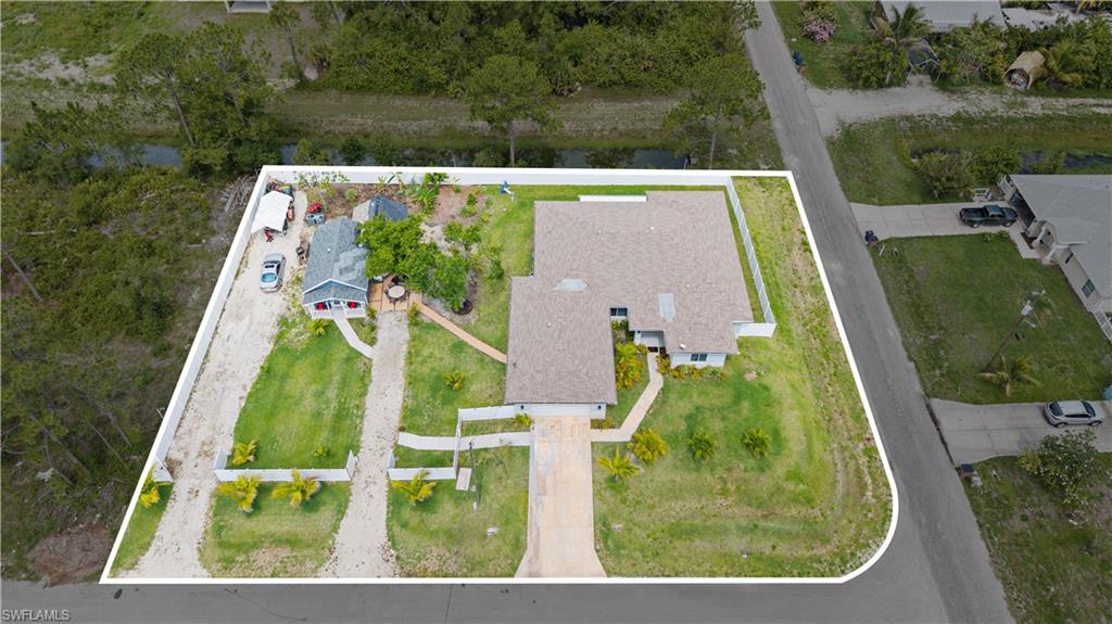 Aerial view of property's location with property parcel outlined