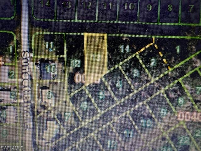 Map / location featuring property parcel outlined