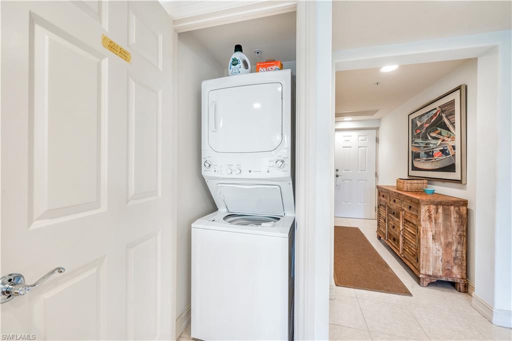 Entry foyer & hidden laundry