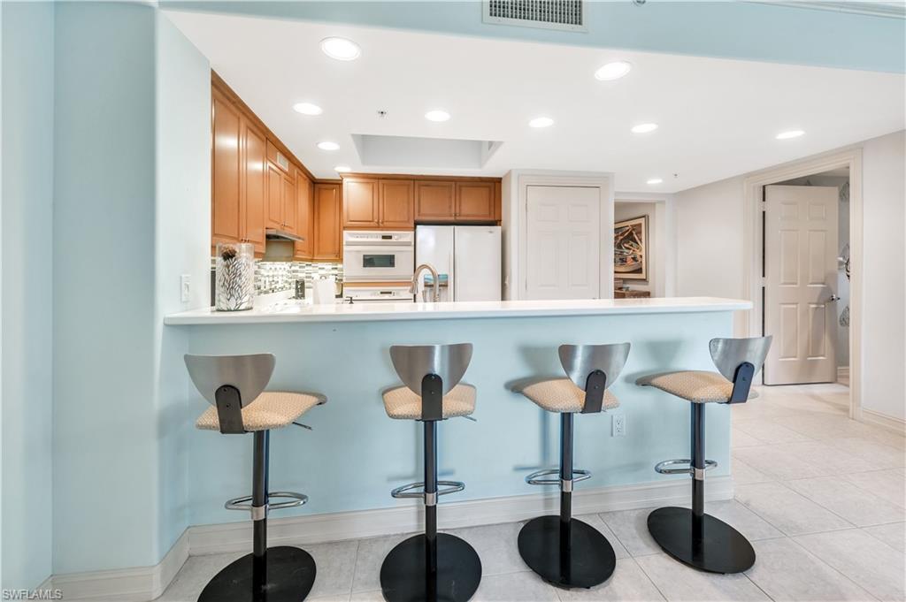 2748 Tiburon BLVD E C-301 photo 15