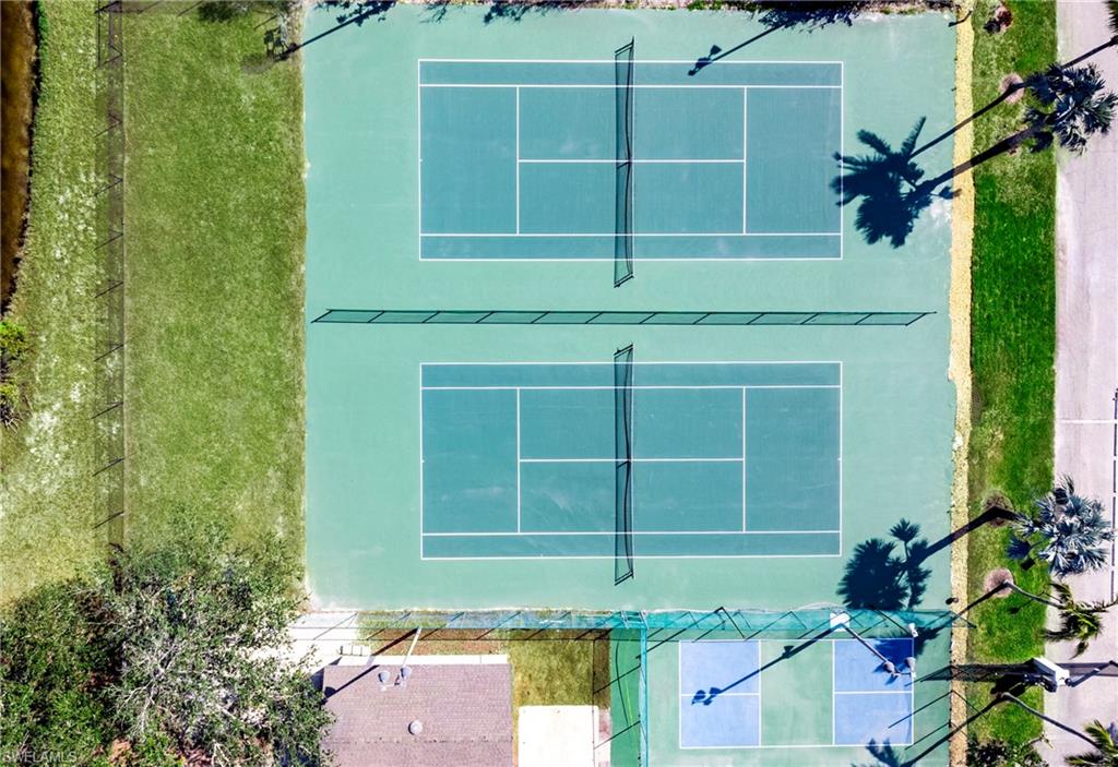 Community tennis and pickleball courts