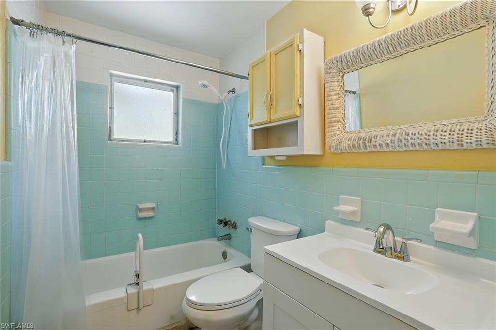 Full bathroom