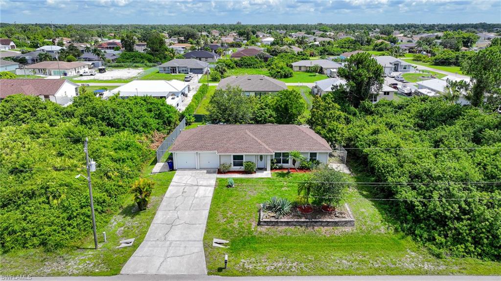 Aerial view of property and surrounding area