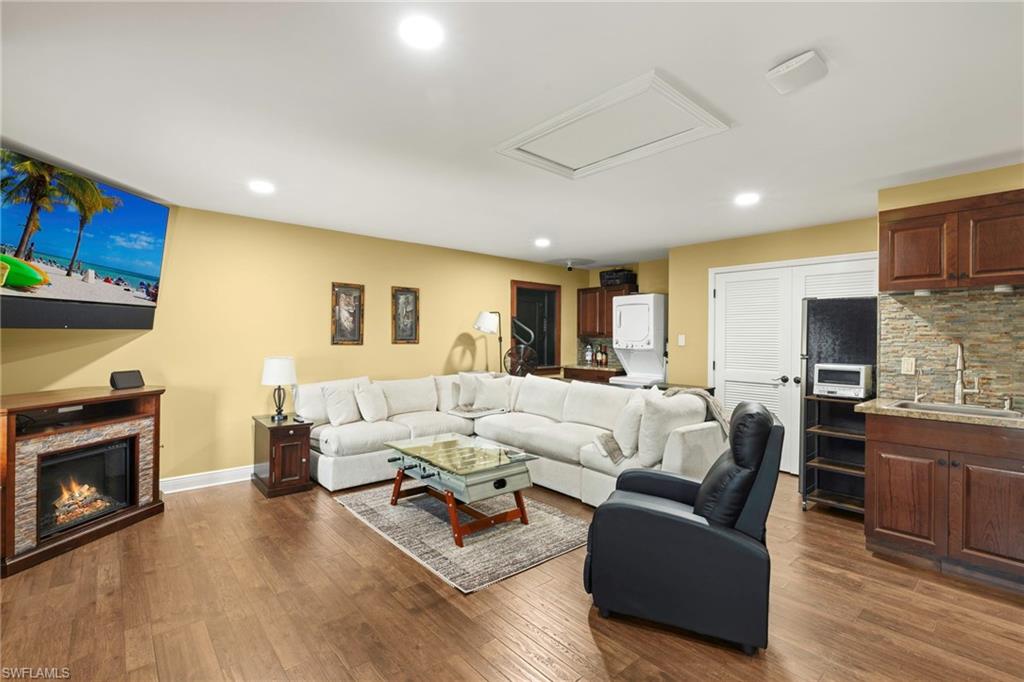 841 Cypress Lake CIR photo 27