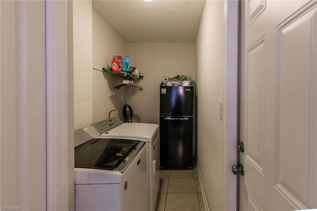 3042 SW 10th PL photo 25