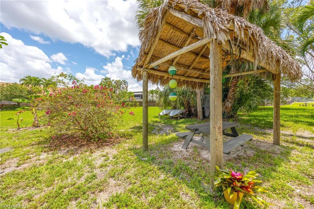 116 Sharwood DR photo 33