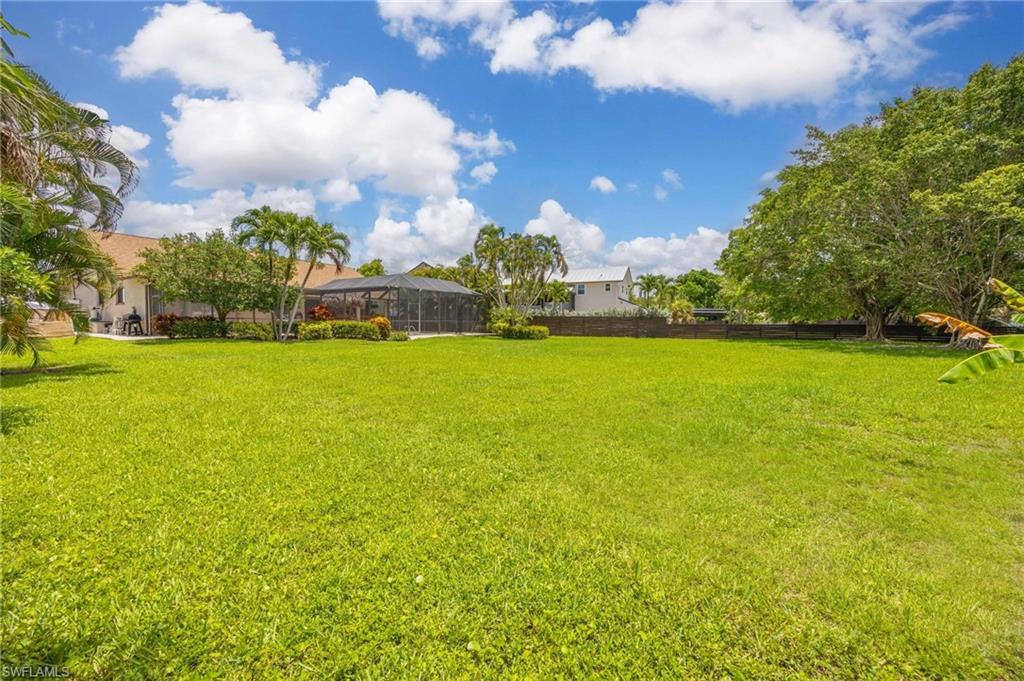 116 Sharwood DR photo 44