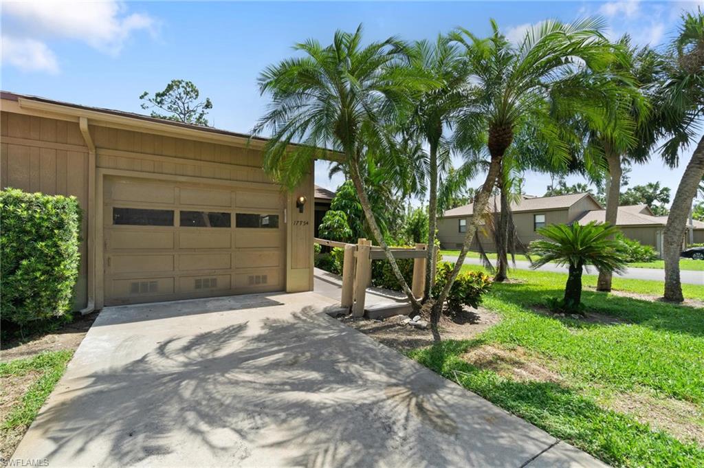 17754 Grande Bayou CT