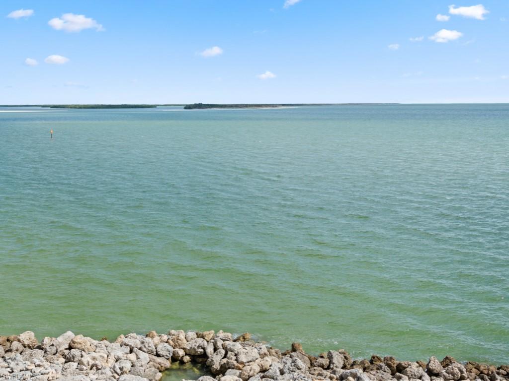 970 Cape Marco DR 402 photo 7