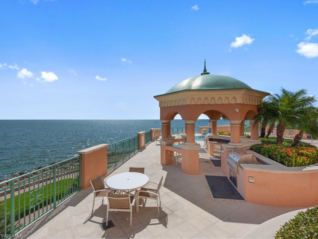 970 Cape Marco DR 402 photo 38