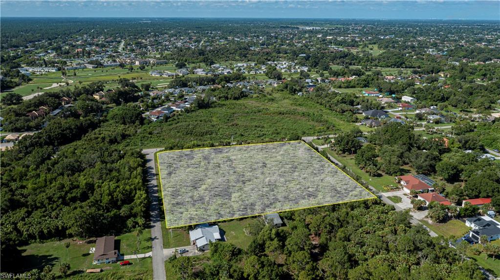 Aerial view of property's location featuring property boundaries highlighted