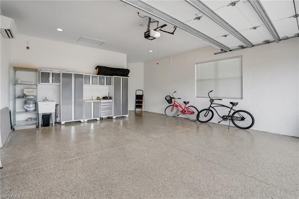 Extended length, air-conditioned garage (2 of 3)