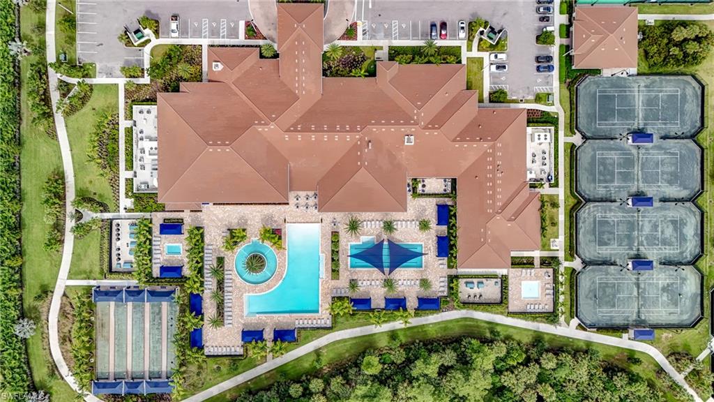 Valencia Trails clubhouse has amenities galore (and low fees!)