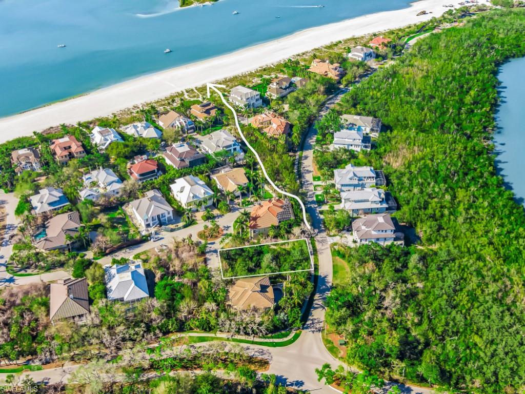 Pathway to Hideaway's sugar sand beach!