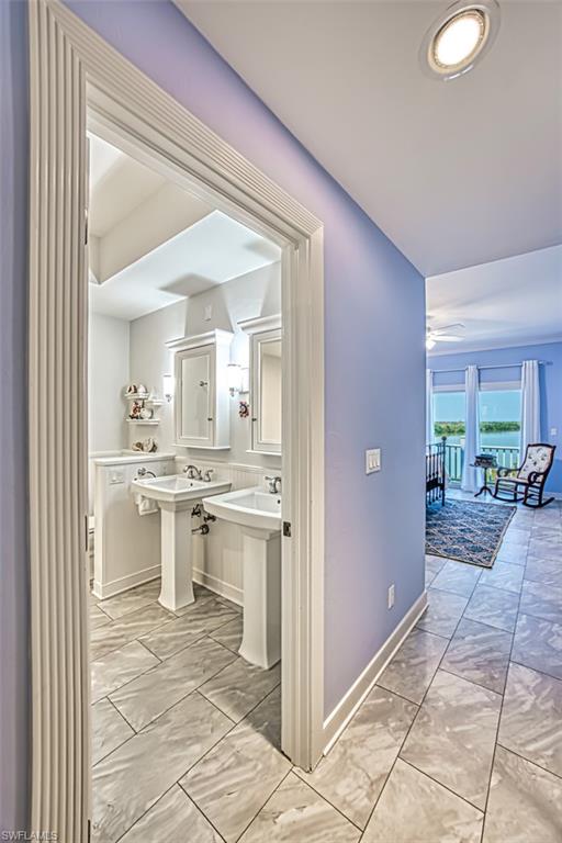 En-Suite Entrance