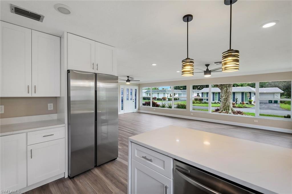 233 YORKSHIRE CT