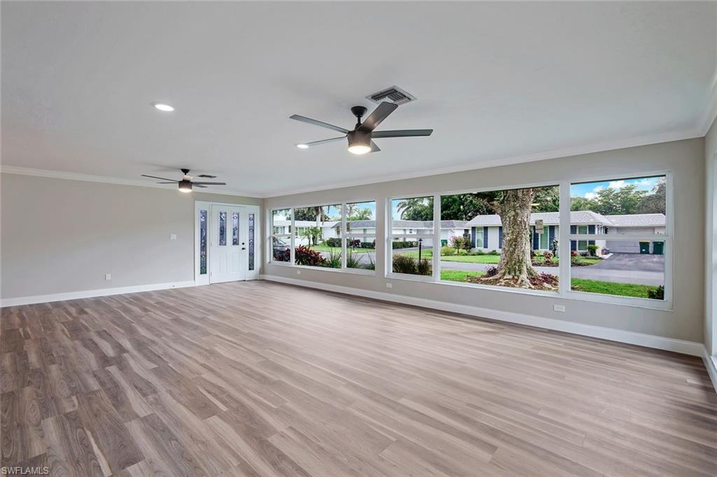 233 YORKSHIRE CT