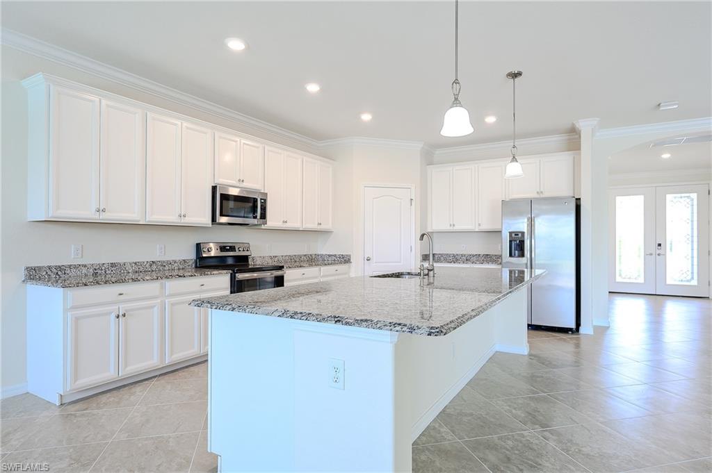 4604 Abaca CIR photo 6