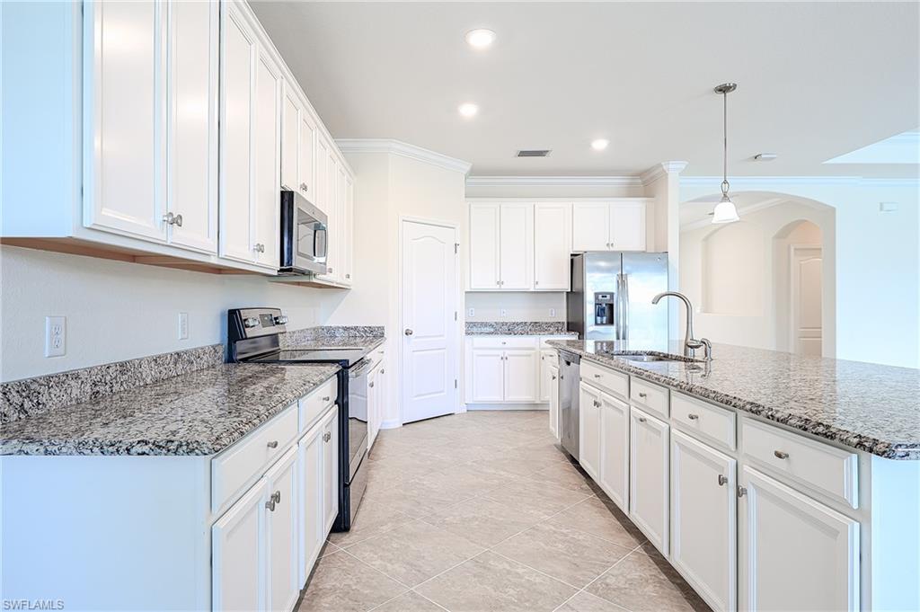 4604 Abaca CIR photo 7