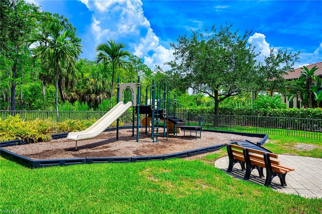 4604 Abaca CIR photo 39