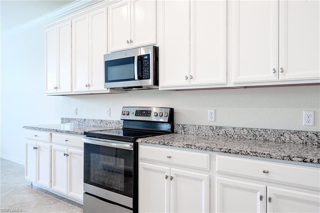 4604 Abaca CIR photo 8