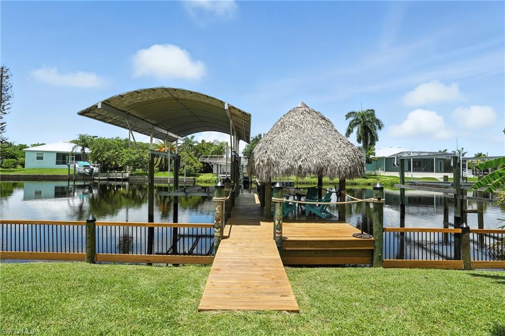 WELCOME TO YOUR SLICE OF PARADISE!