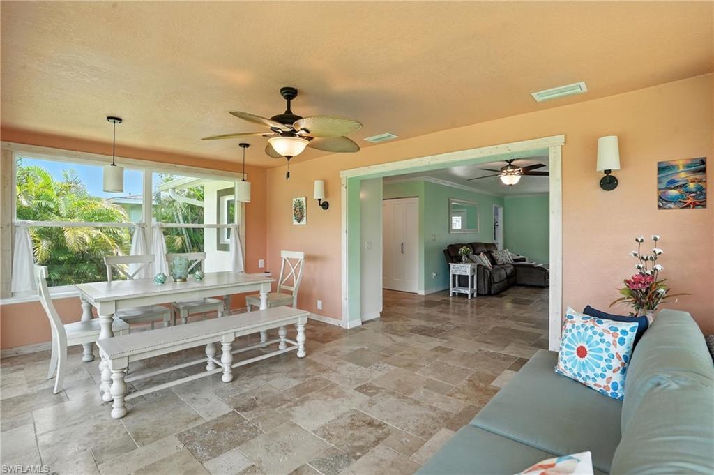 Beautiful Flooring & Tons of Natural Lighting!