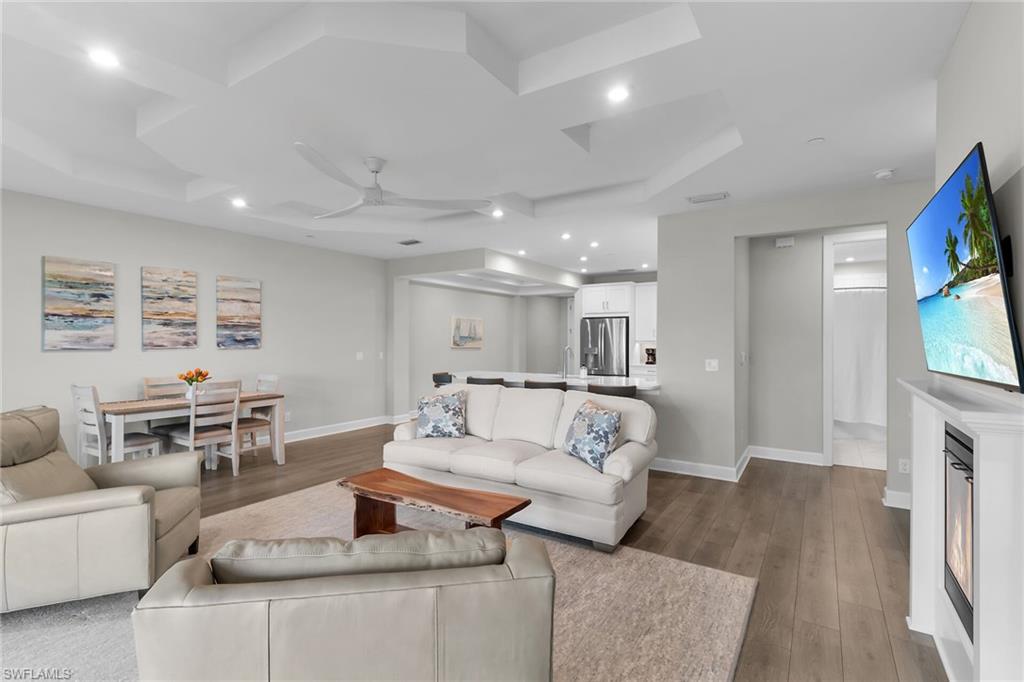 15249 Zeno WAY 102 photo 11