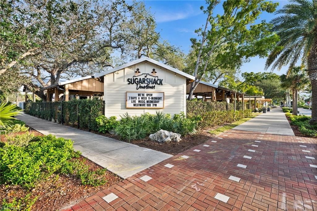 10451 Shangri La RD photo 9