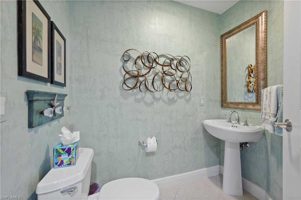 GUEST ENSUITE 2