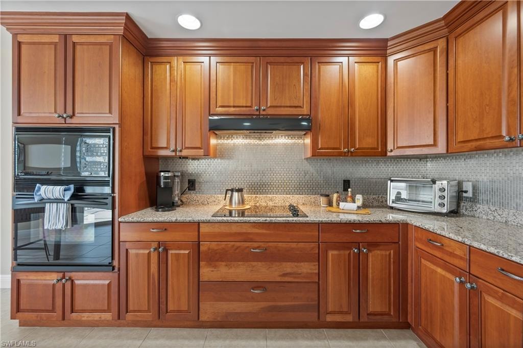 6081 Silver King BLVD 505 photo 18