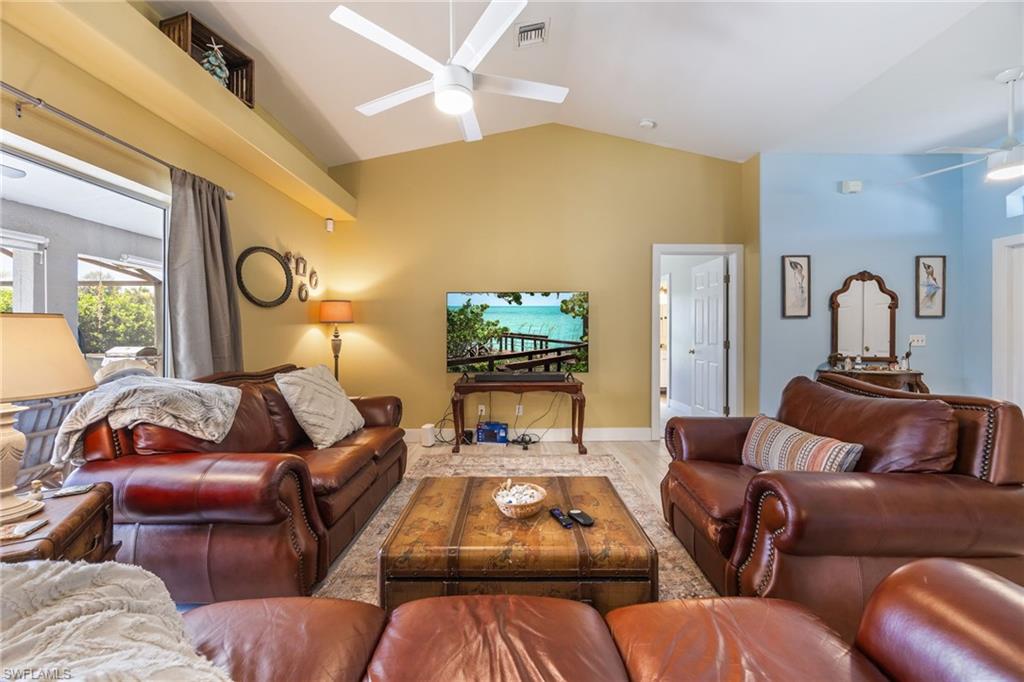 273 Justene CIR photo 9
