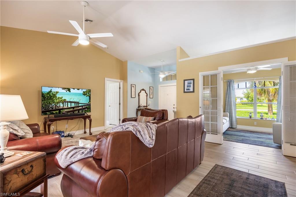 273 Justene CIR photo 10