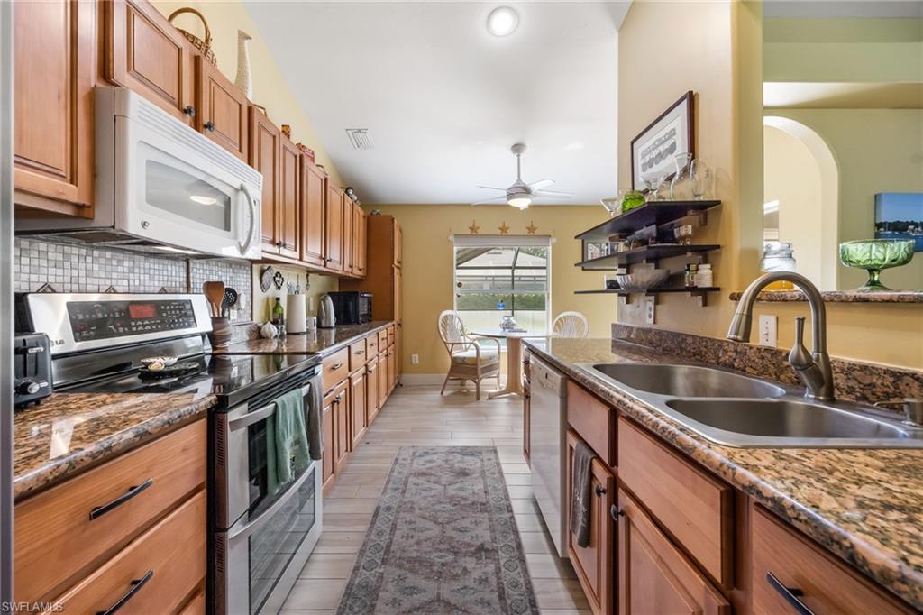 273 Justene CIR photo 14
