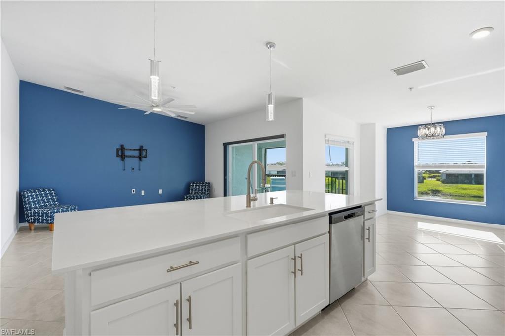 14194 Heritage Landing BLVD 623 photo 7
