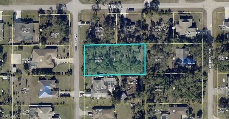 Aerial map of property and surrounding area