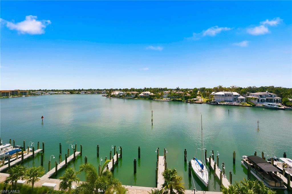 2400 Gulf Shore BLVD N 502 photo 13