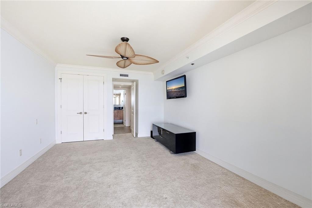 2400 Gulf Shore BLVD N 502 photo 32